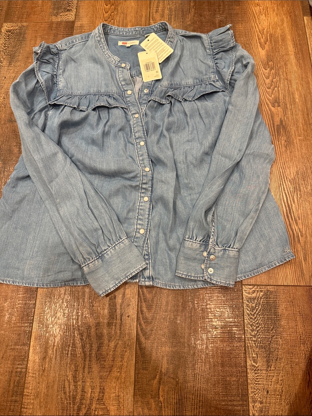 Levi’s Light Blue Denim Ruffle Button-Up Top